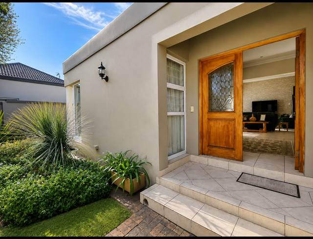 3 BEDROOM HOUSE FOR SALE IN THREE RIVERS EAST